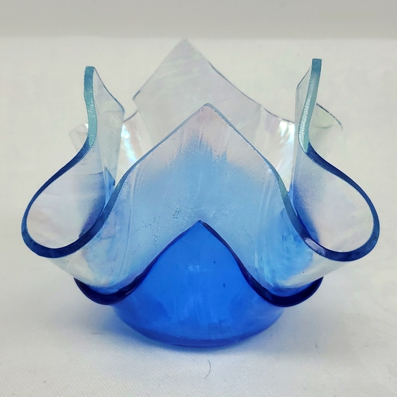 Vintage fused art glass  handkerchief  style tea light holder - Picture 1 of 7